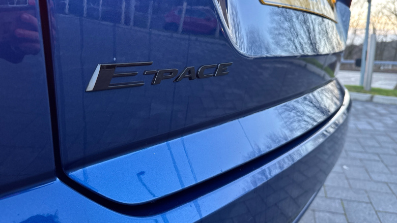 Jaguar E-Pace 2.0 D200 R-Dynamic SE 5dr Auto Diesel Estate